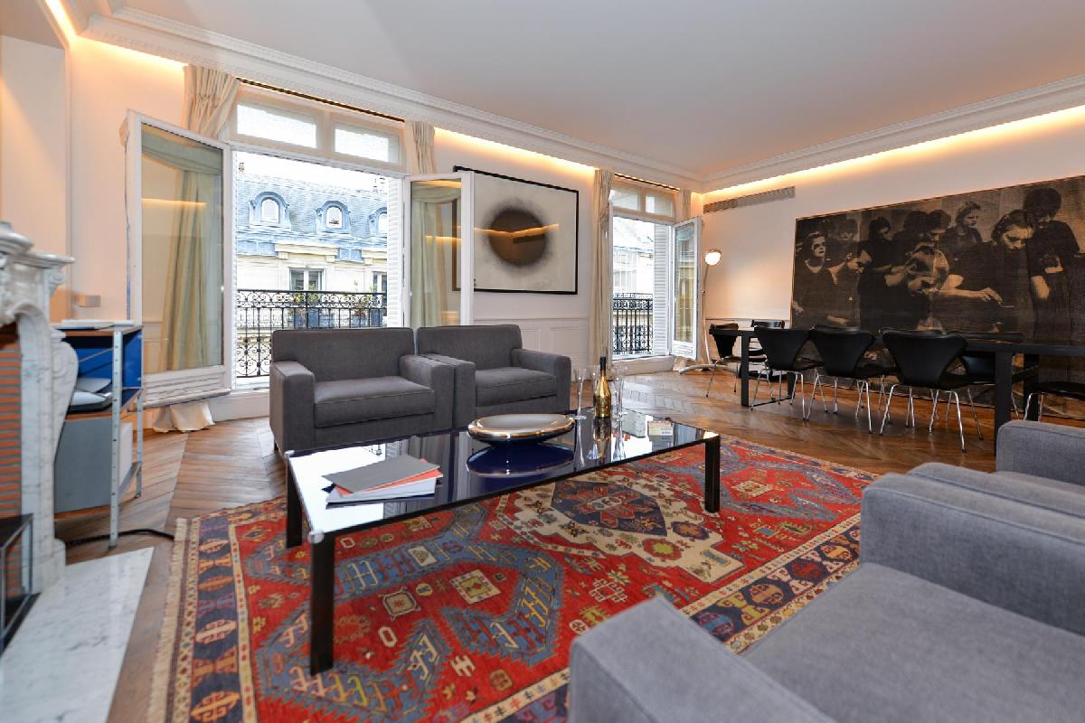 Champs Elysées - Boccador 5 Bedrooms