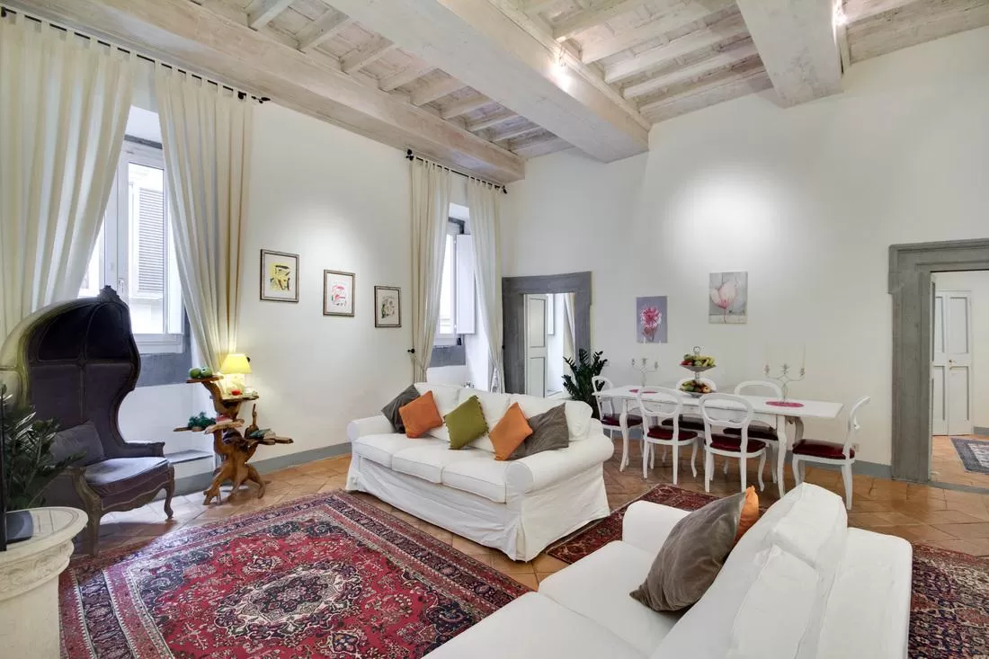elegant Rome - Stunning Navona luxury apartment and holiday home