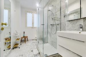 Champs Elysées - Bassano 2 Bedrooms
