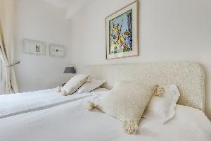 Champs Elysées - Bassano 2 Bedrooms