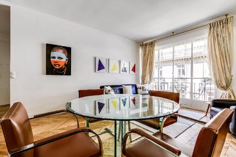 fancy Champs Elysées - Bassano 2 Bedrooms luxury apartment