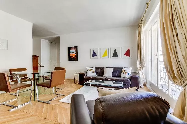 pleasant Champs Elysées - Bassano 2 Bedrooms luxury apartment