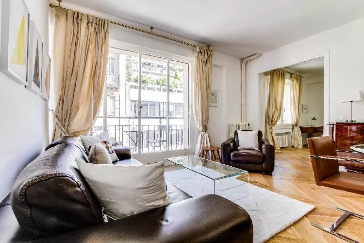 charming Champs Elysées - Bassano 2 Bedrooms luxury apartment