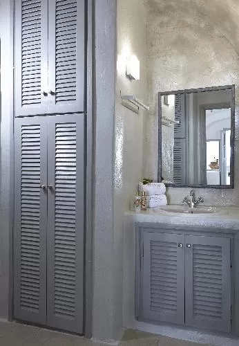clean bathroom in Greece Santorini Amaya Cave luxury holiday home, vacation rental
