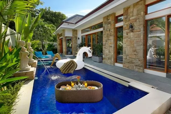 amazing Bali - Legian Villa Holliday luxury apartment an holiday home