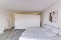immaculate bedding in Corsica - Figarella luxury apartment