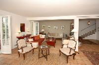 charming sitting room of Cannes Villa Ste Genevieve luxury apartment