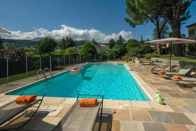 refreshing swimming pool of Cannes Villa Ste Genevieve luxury apartment