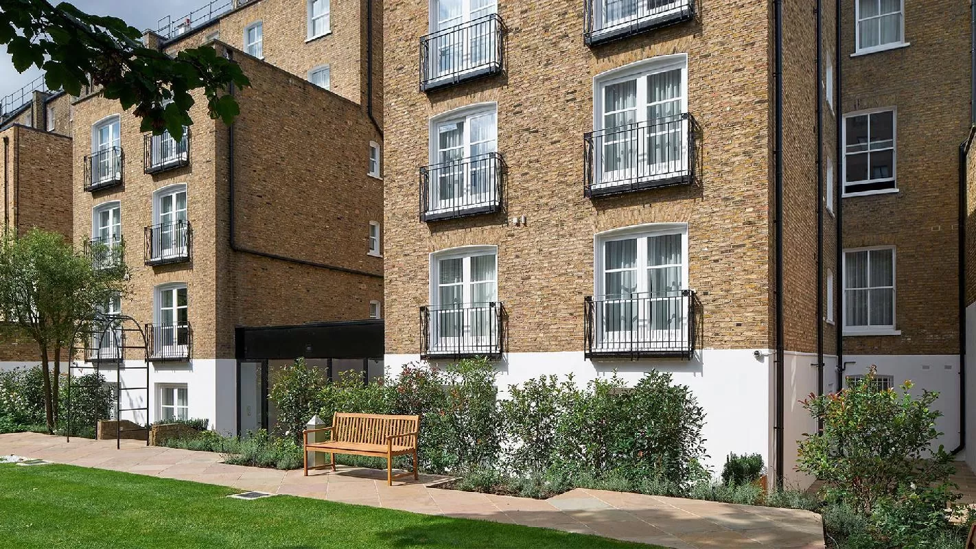 Lexham Gardens by Cheval Maison -Luxury One Bedroom
